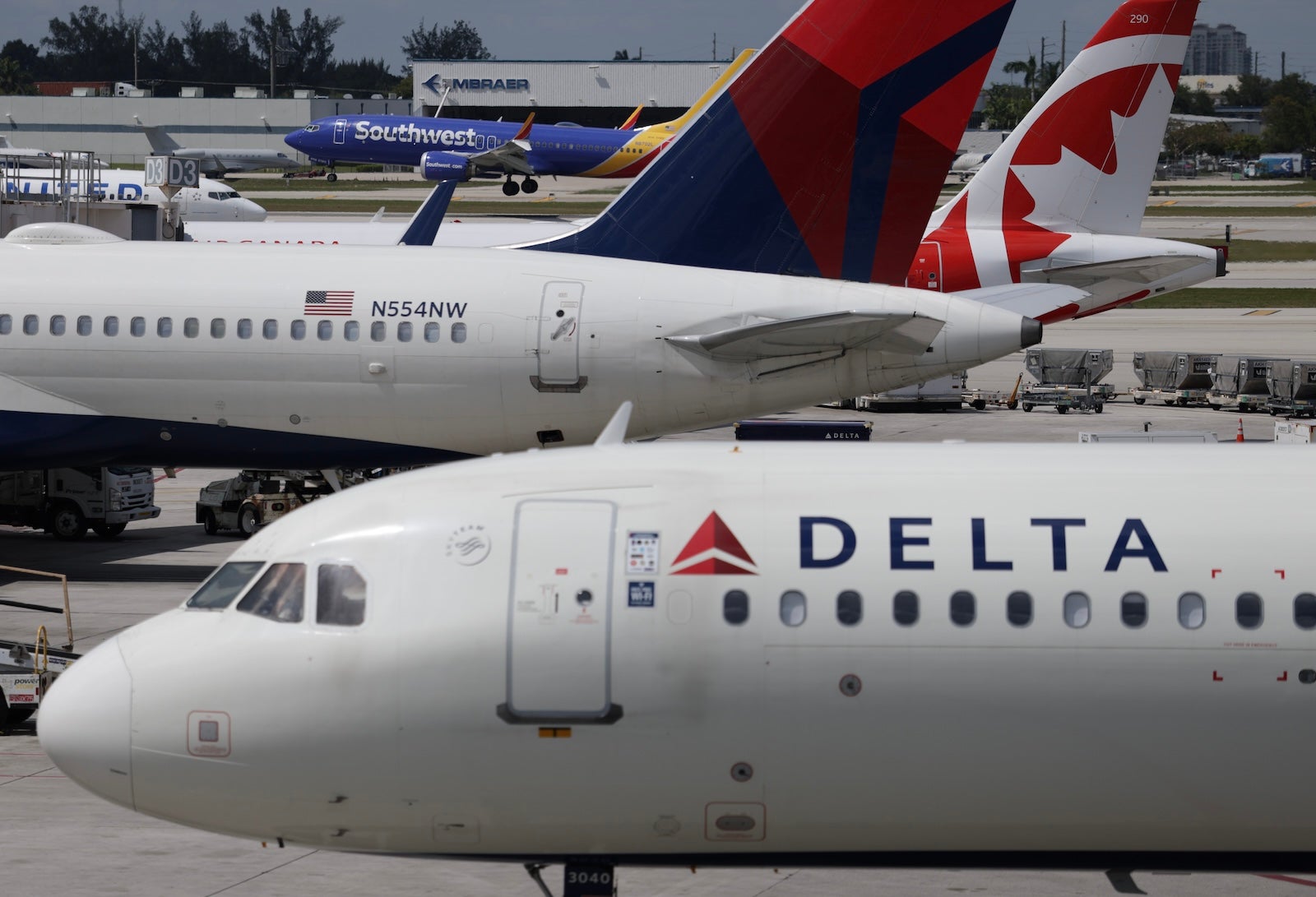 Delta Airlines Withdraws 2025 Guidance Citing Tariff Disruptions