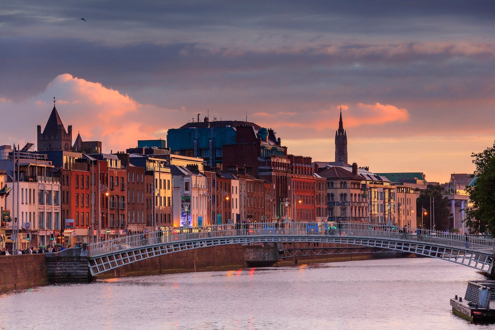 Half Penny Bridge, Dublin