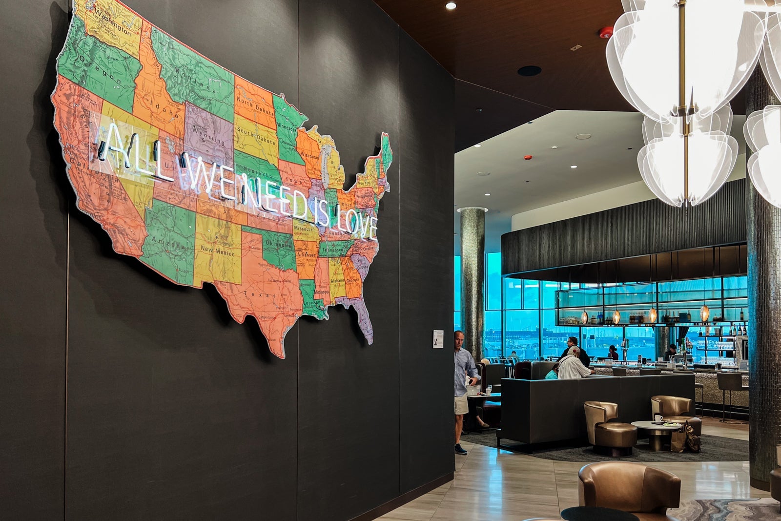 CLINT HENDERSON/THE POINTS GUY