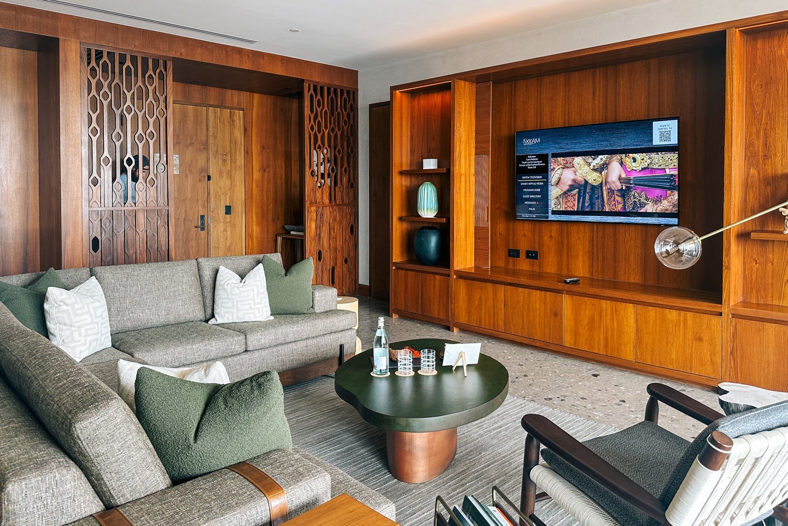 CARLY HELFAND/THE POINTS GUY